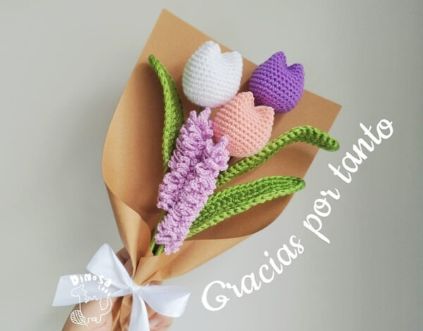 Ramo crochet tulipanes y lavanda
