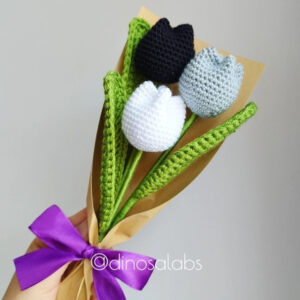 Ramo 3 de tulipanes crochet, blanco, negro y gris